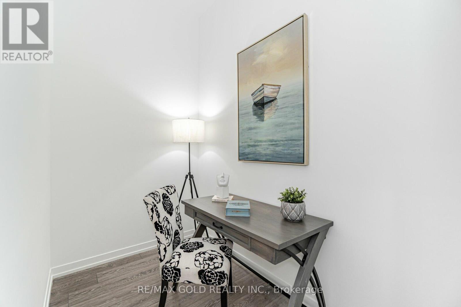 216 - 2020 Bathurst Street Property Photo 19