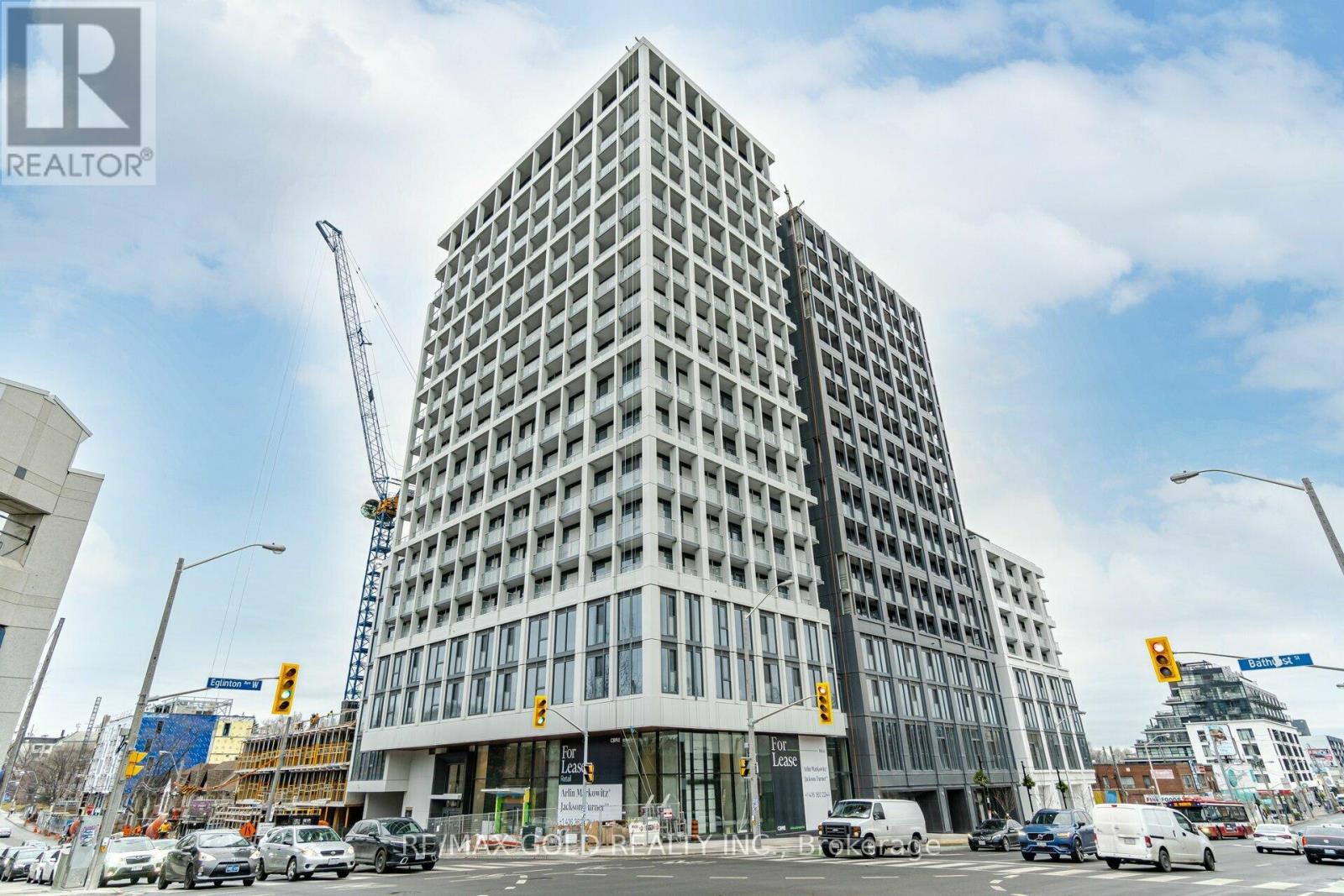 216 - 2020 Bathurst Street Property Photo 31