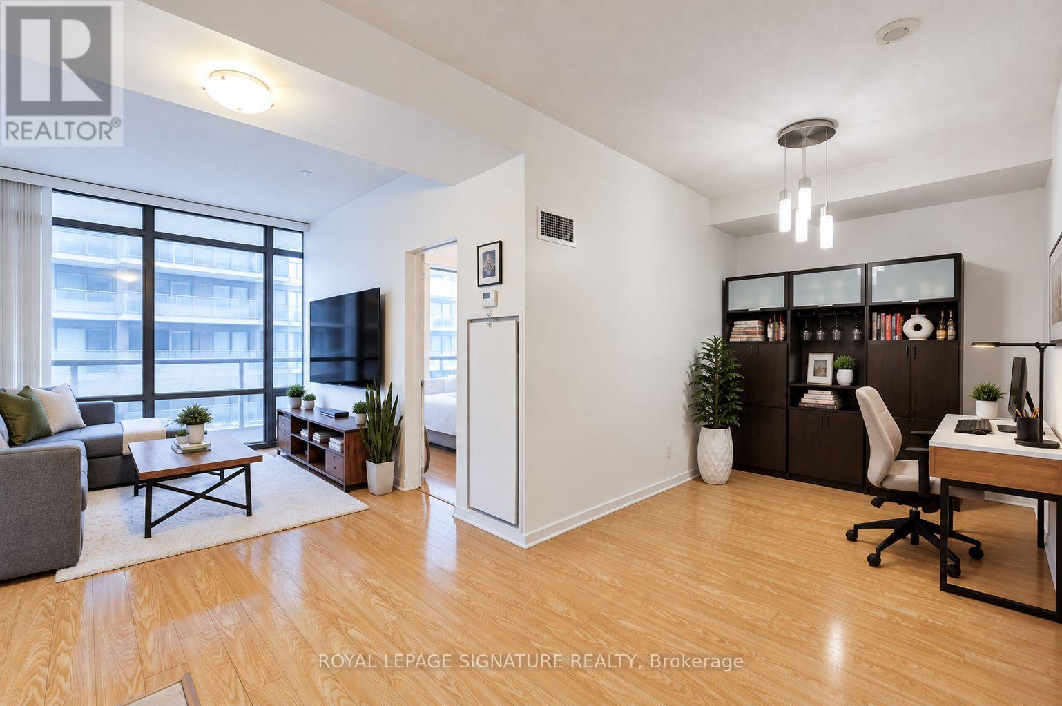 2709 - 37 GROSVENOR STREET Property Photo 1