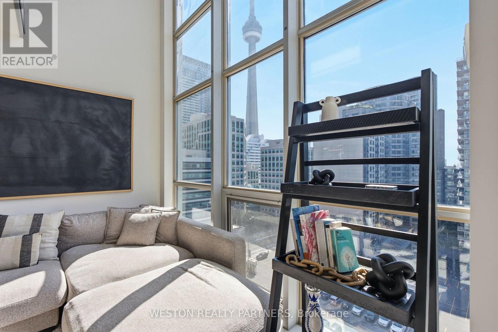 1124 - 36 Blue Jays Way Property Photo 15