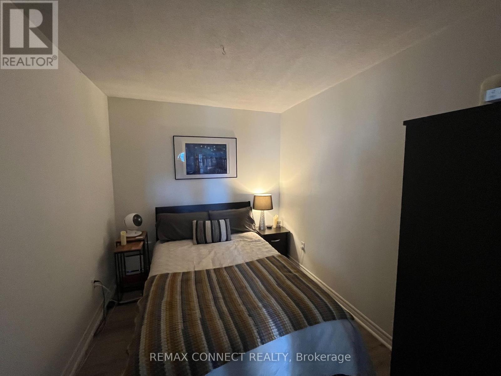 601 - 117 Gerrard Street Property Photo 25