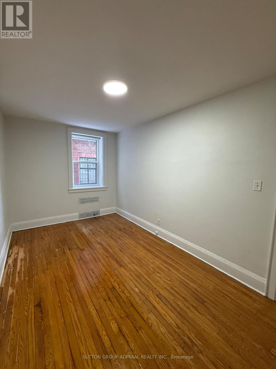 6 - 464 Spadina Road Property Photo 8