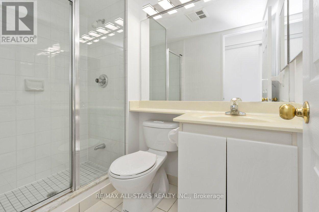 1505 - 18 Hillcrest Avenue Property Photo 21