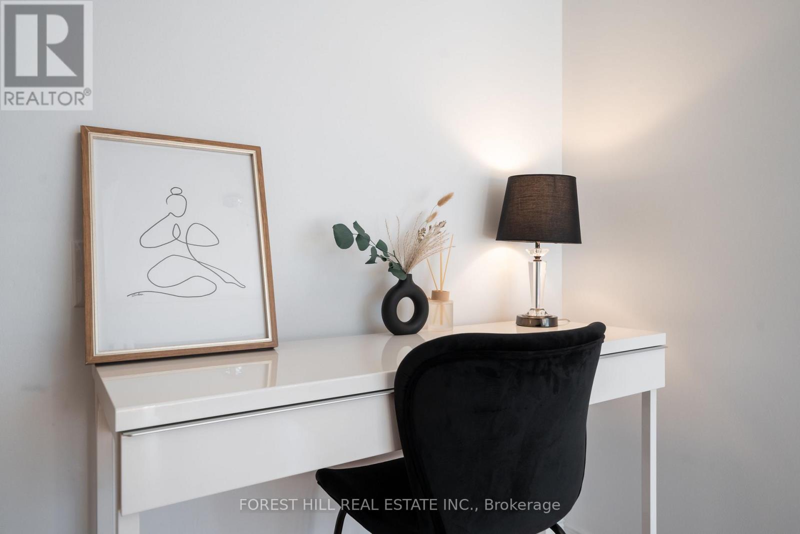 701 - 115 Richmond Street E Property Photo 16