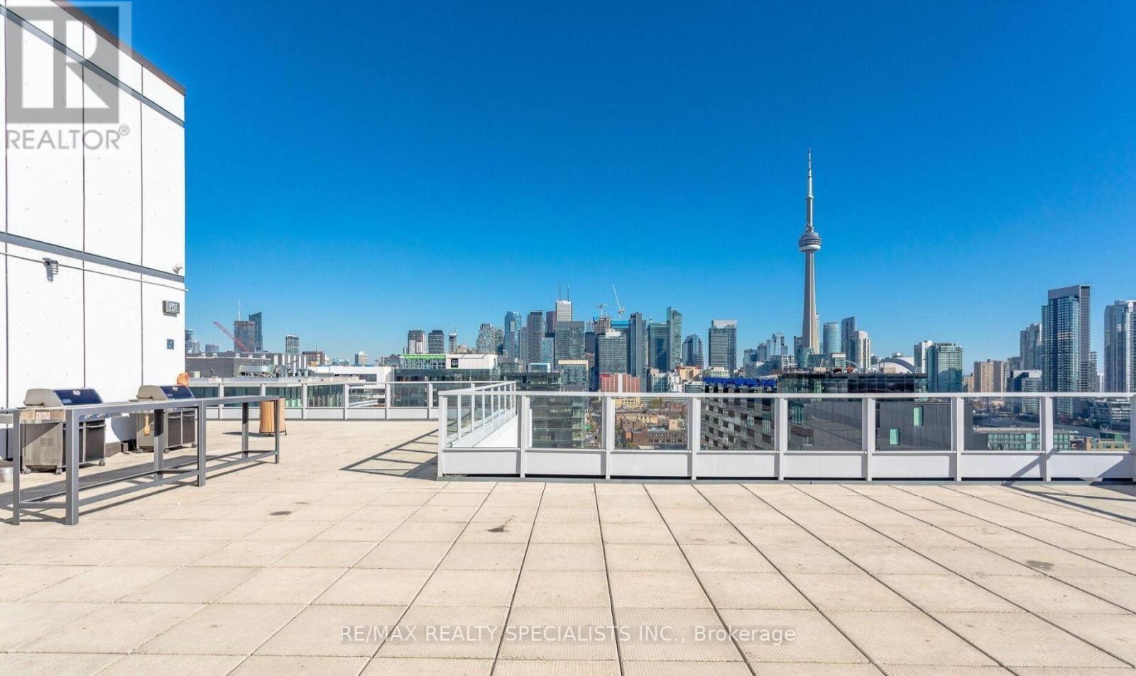 519 - 700 King Street W Property Photo 22