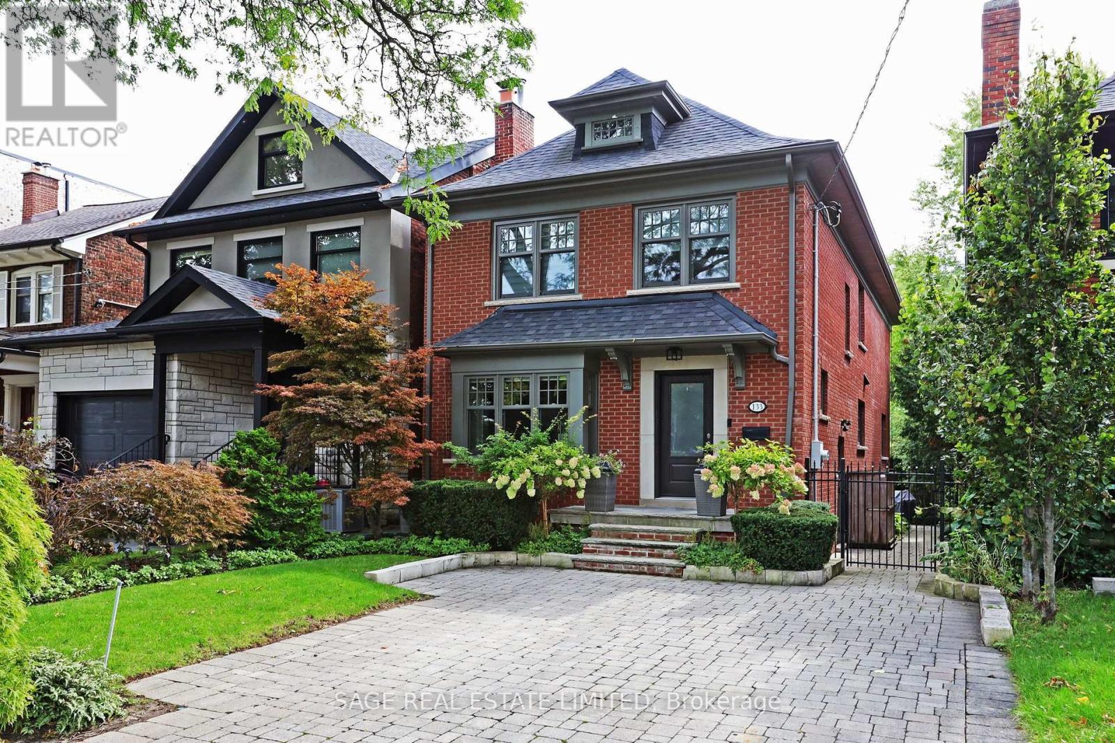 133 Glengrove Avenue W Property Photo 1