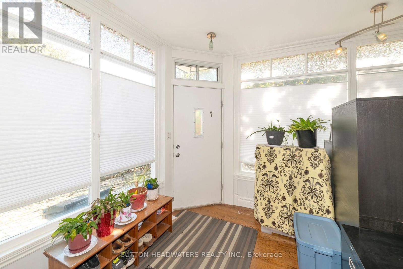 106 Barton Avenue Property Photo 8