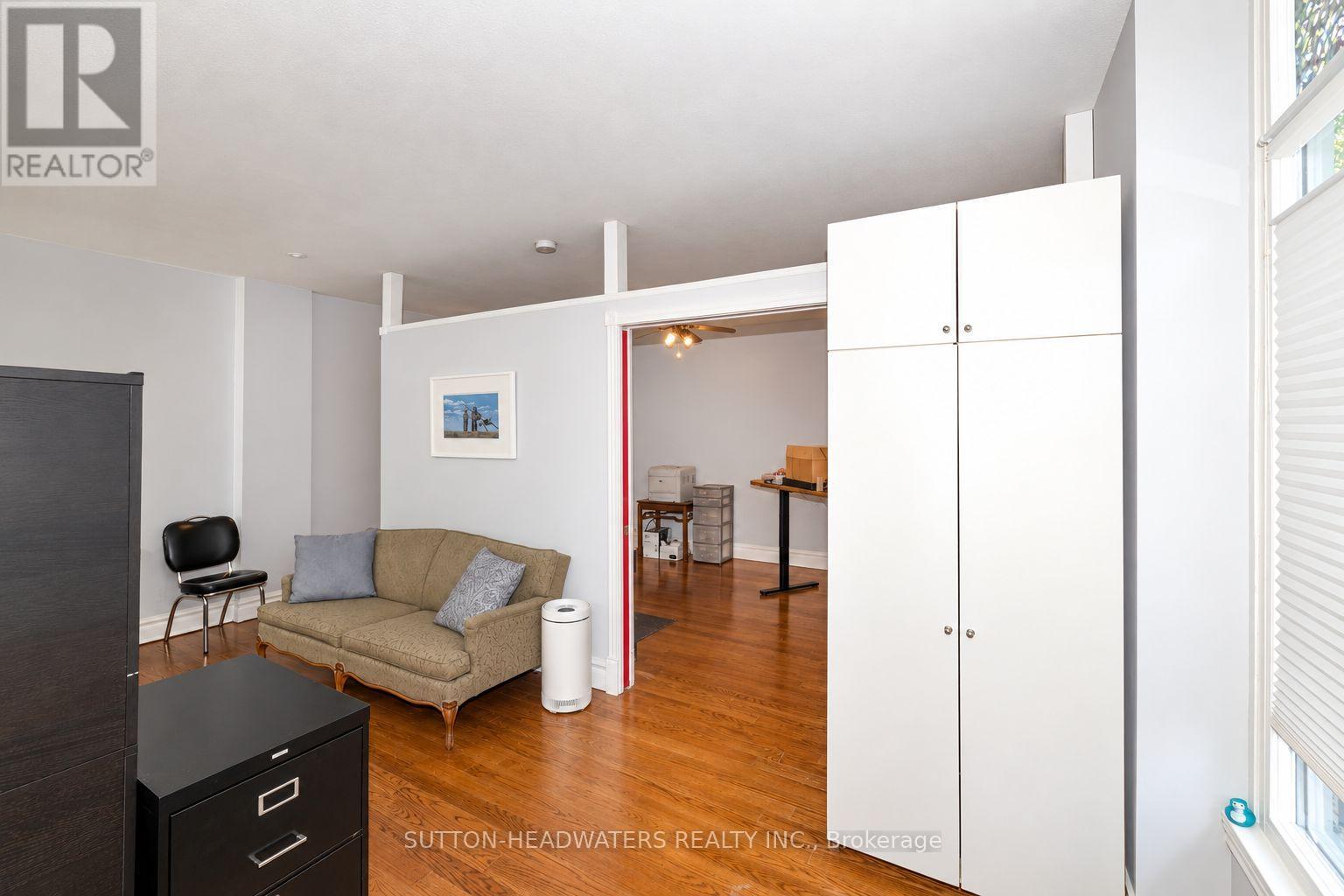 106 Barton Avenue Property Photo 9