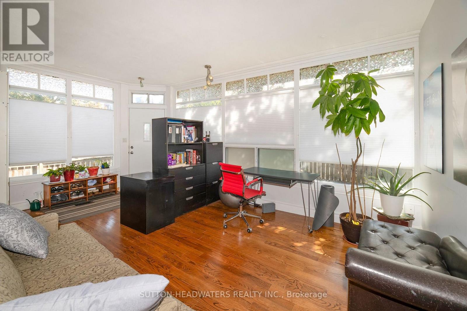 106 Barton Avenue Property Photo 11