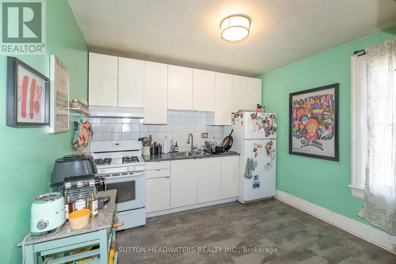 106 Barton Avenue Property Photo 21