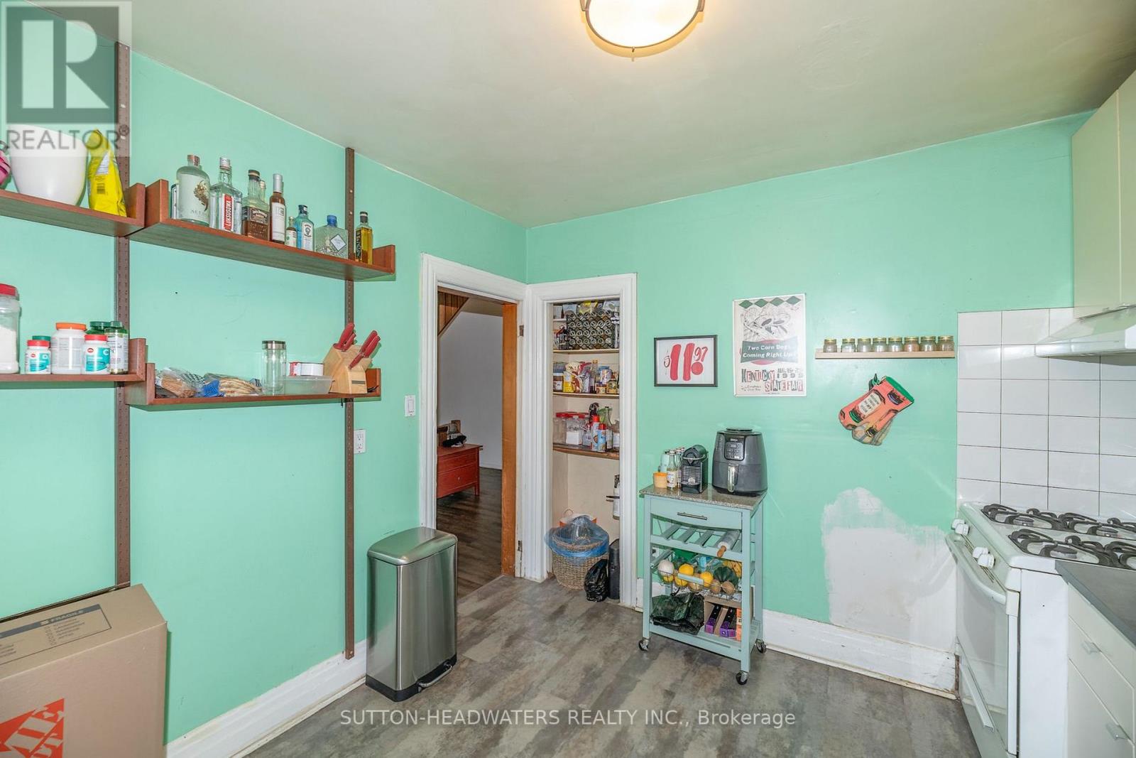106 Barton Avenue Property Photo 22