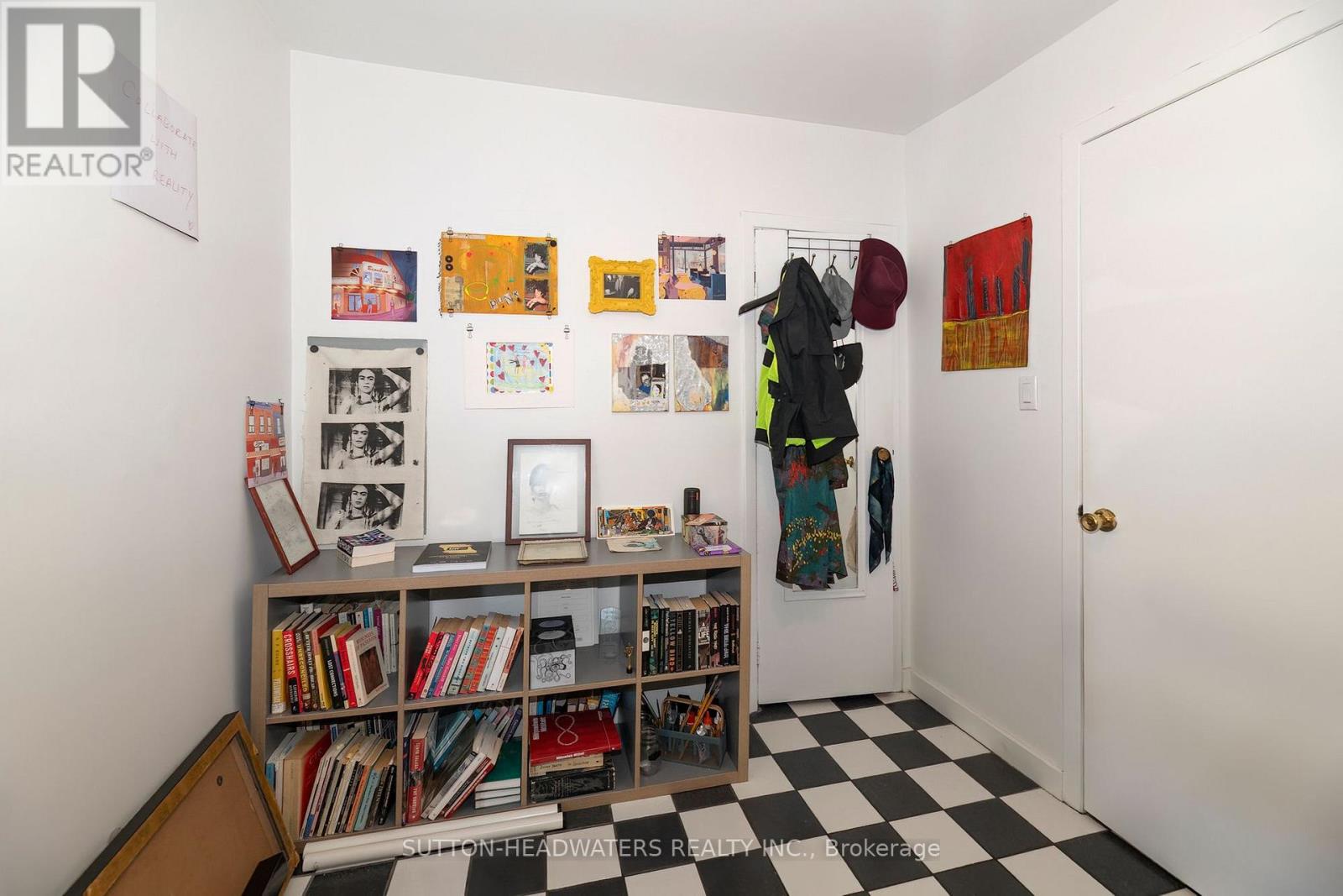 106 Barton Avenue Property Photo 31
