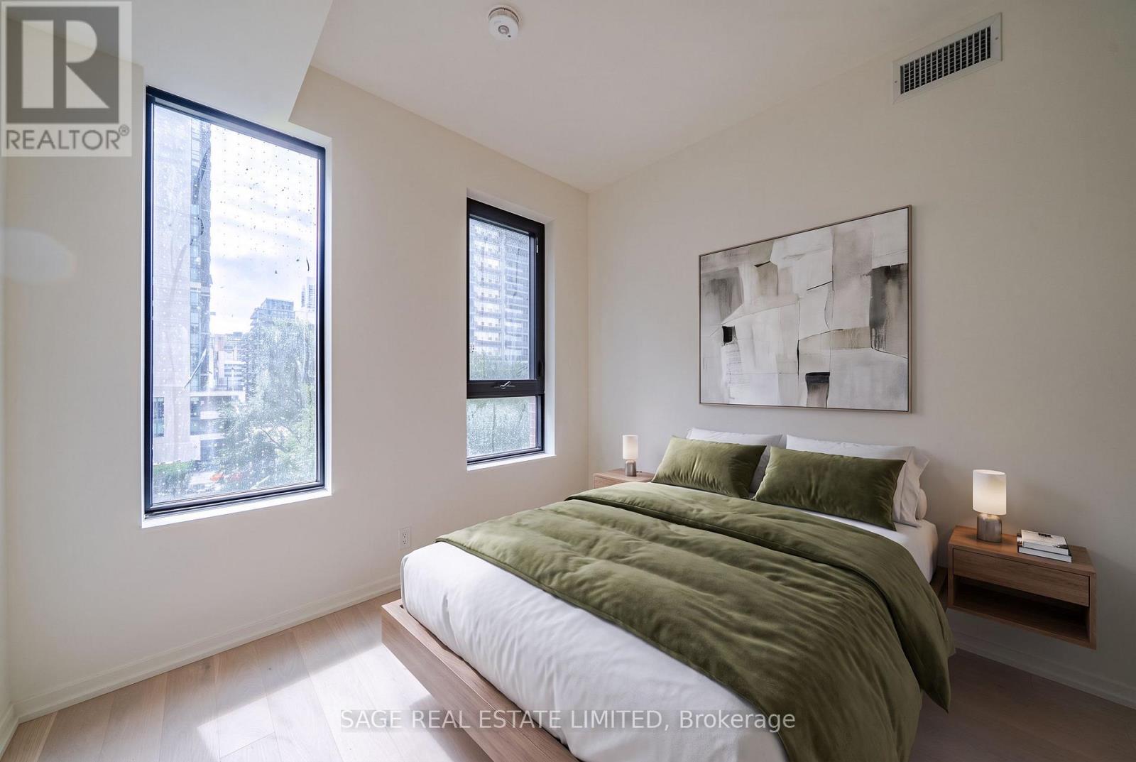 511 - 109 Erskine Avenue Property Photo 16