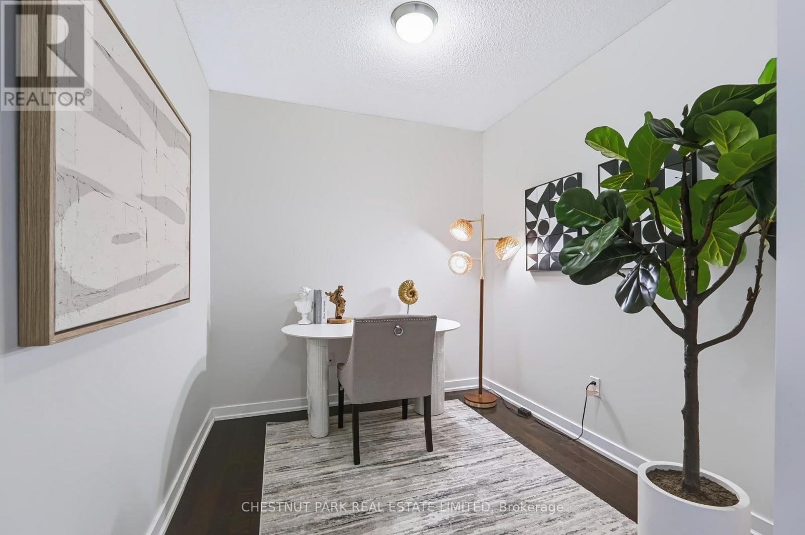 1209 - 35 Mariner Terrace Property Photo 26
