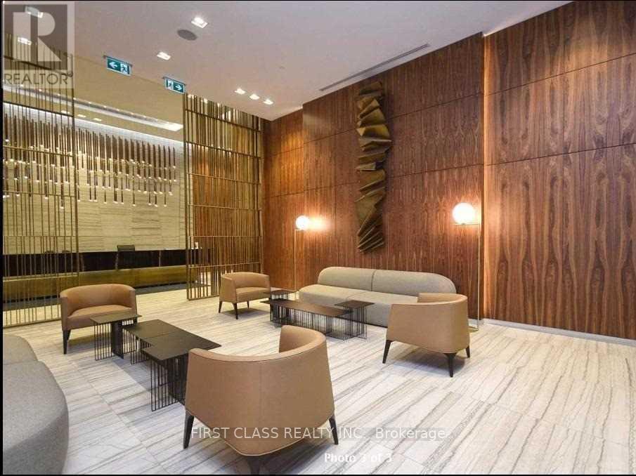 4302 - 8 Eglinton Avenue E Property Photo 4