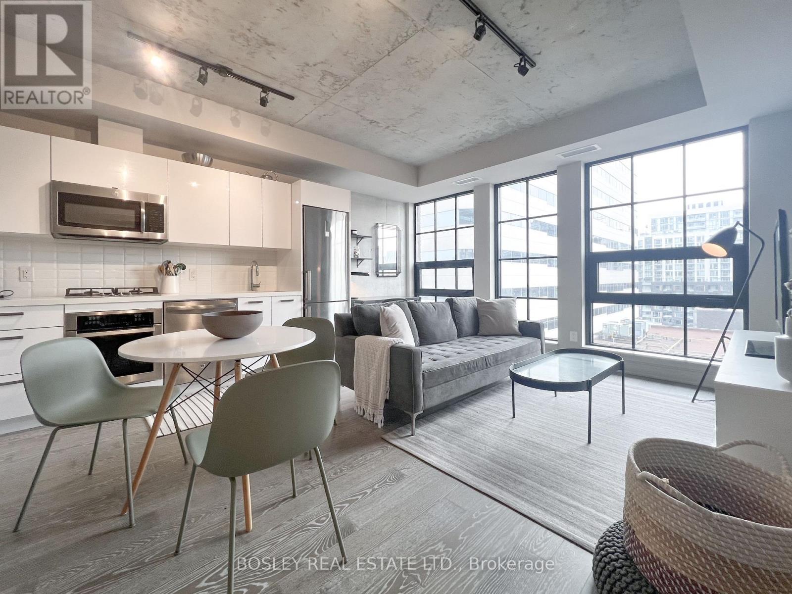 709 - 608 Richmond Street W Property Photo 6