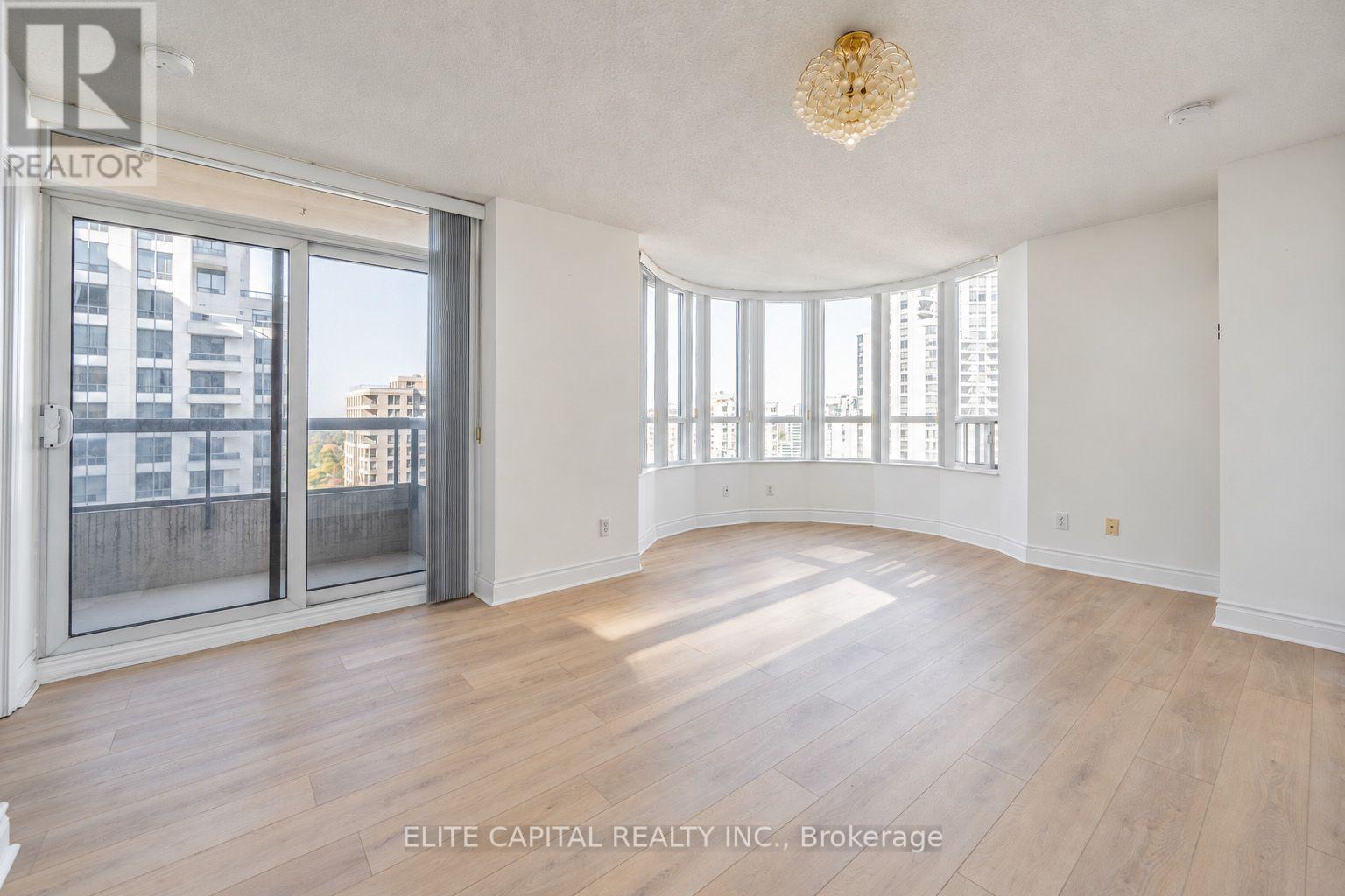 2018 - 15 Northtown Way Property Photo 2