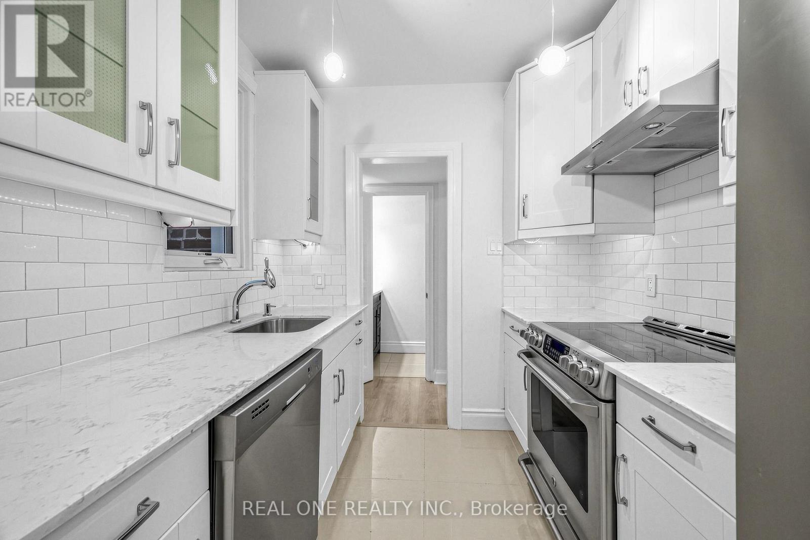 603 Spadina Road Property Photo 2