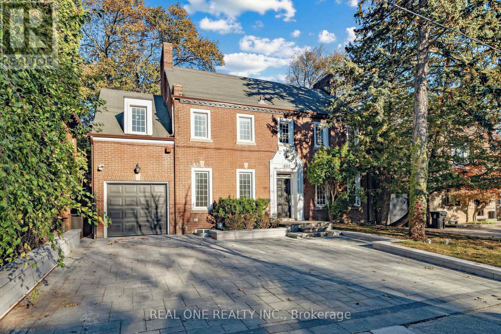 603 Spadina Road Property Photo 4