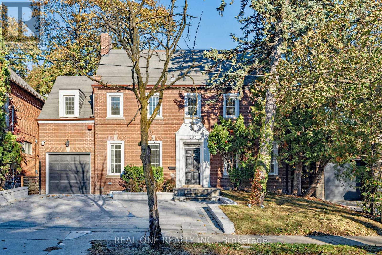 603 Spadina Road Property Photo 5