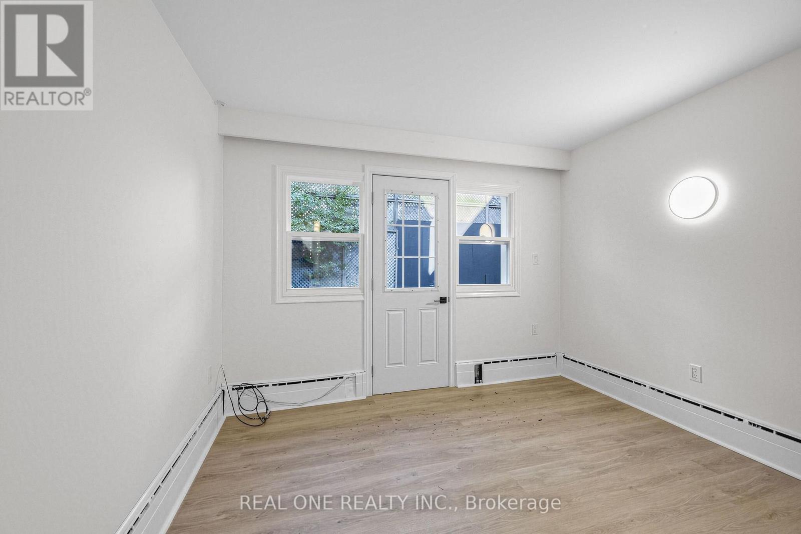 603 Spadina Road Property Photo 8