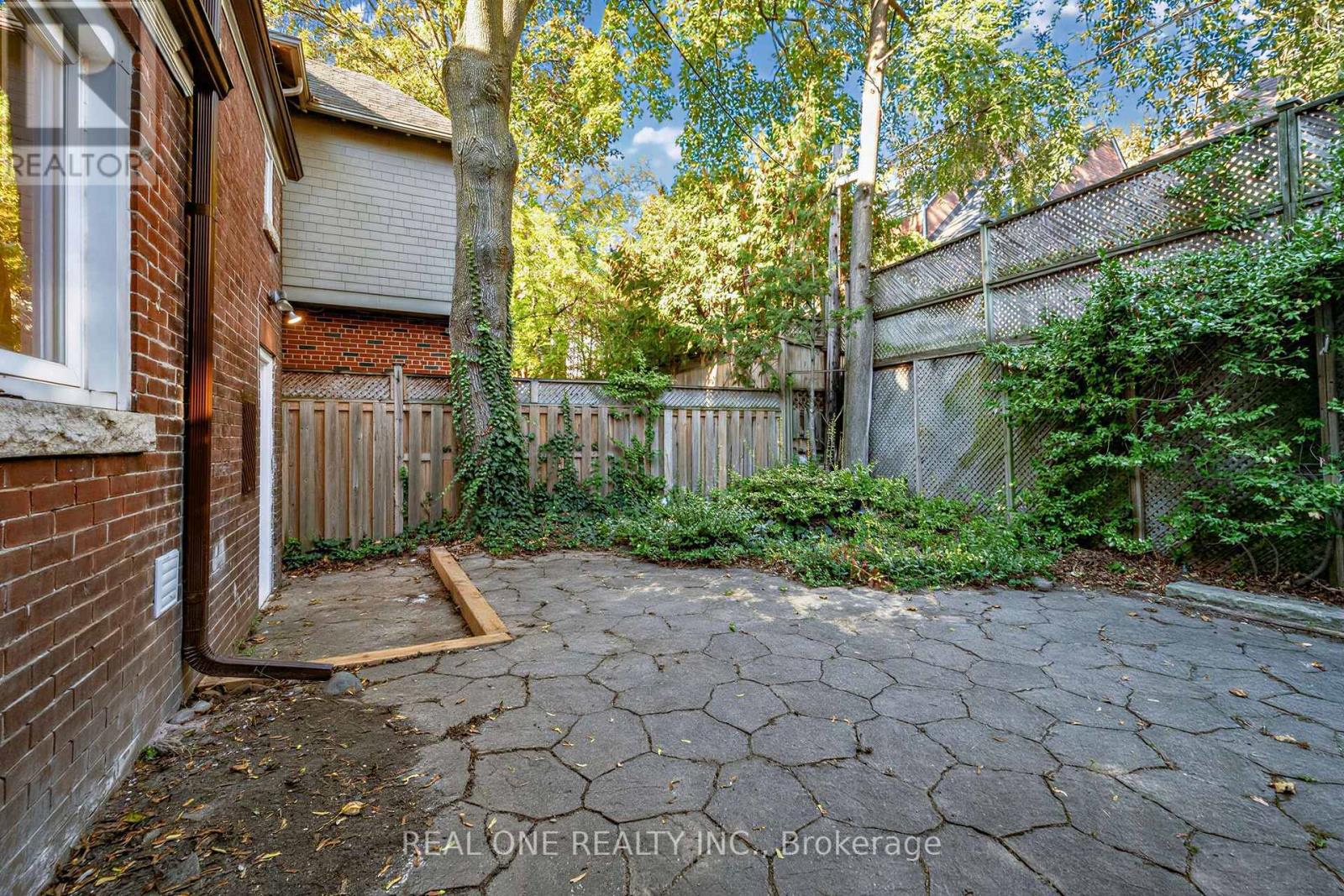 603 Spadina Road Property Photo 25