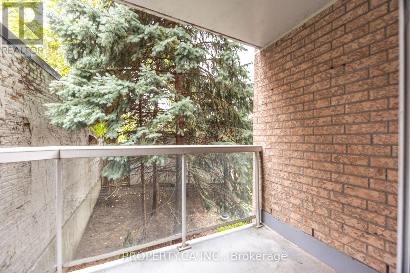 209 - 330 Adelaide Street E Property Photo 25