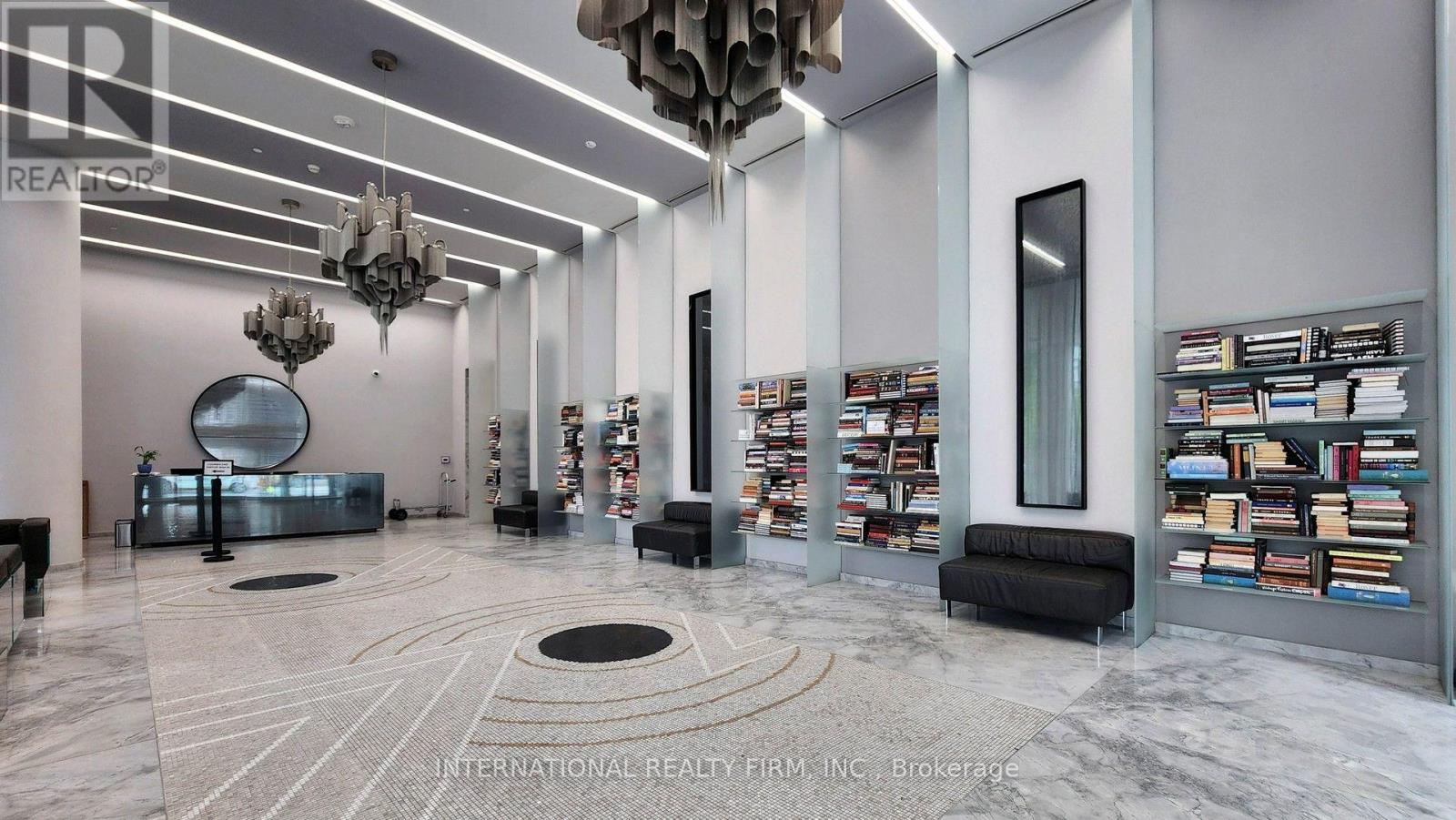 C14105248 Property Photo 46