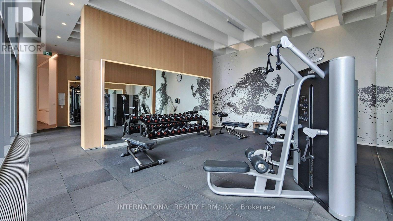 C14105248 Property Photo 49