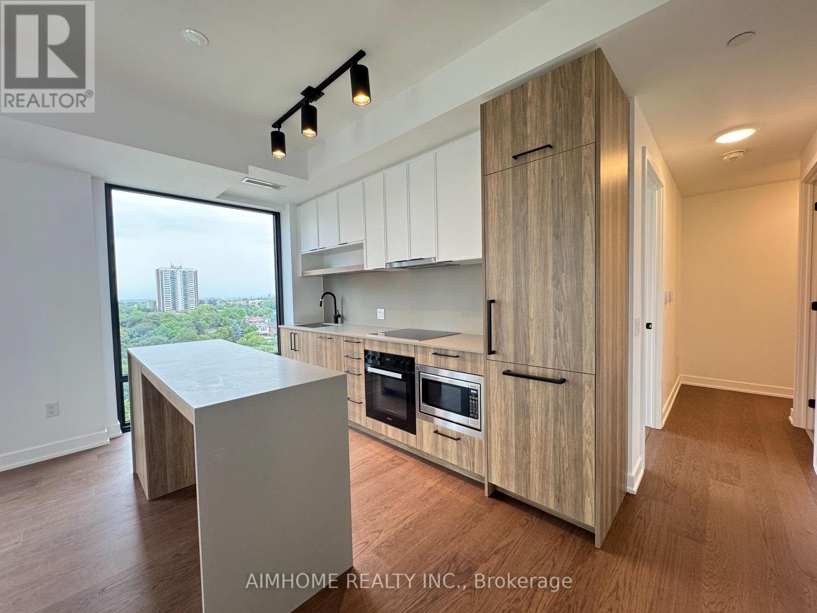 1606 - 91 Montclair Avenue Property Photo 3