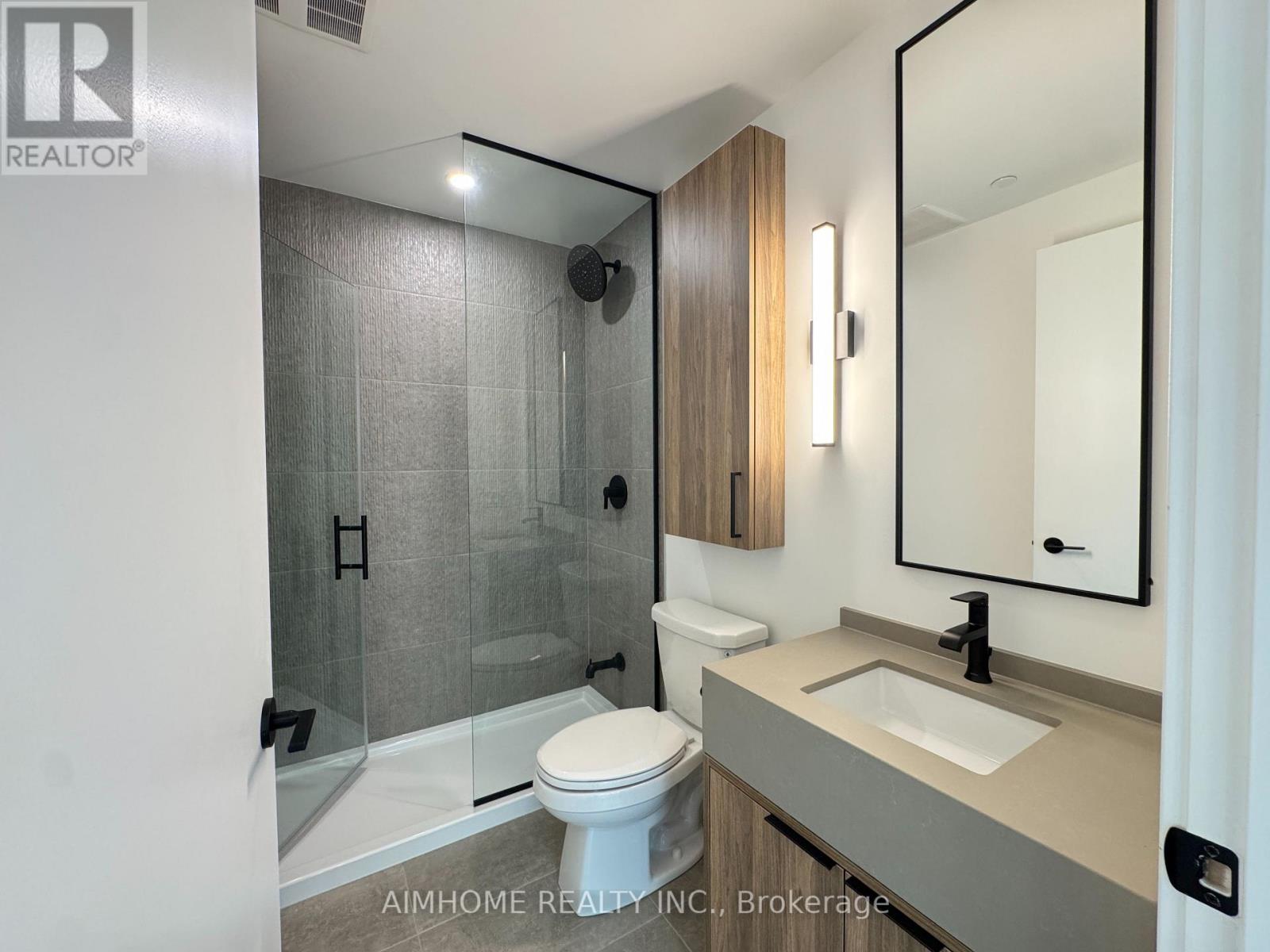 1606 - 91 Montclair Avenue Property Photo 7