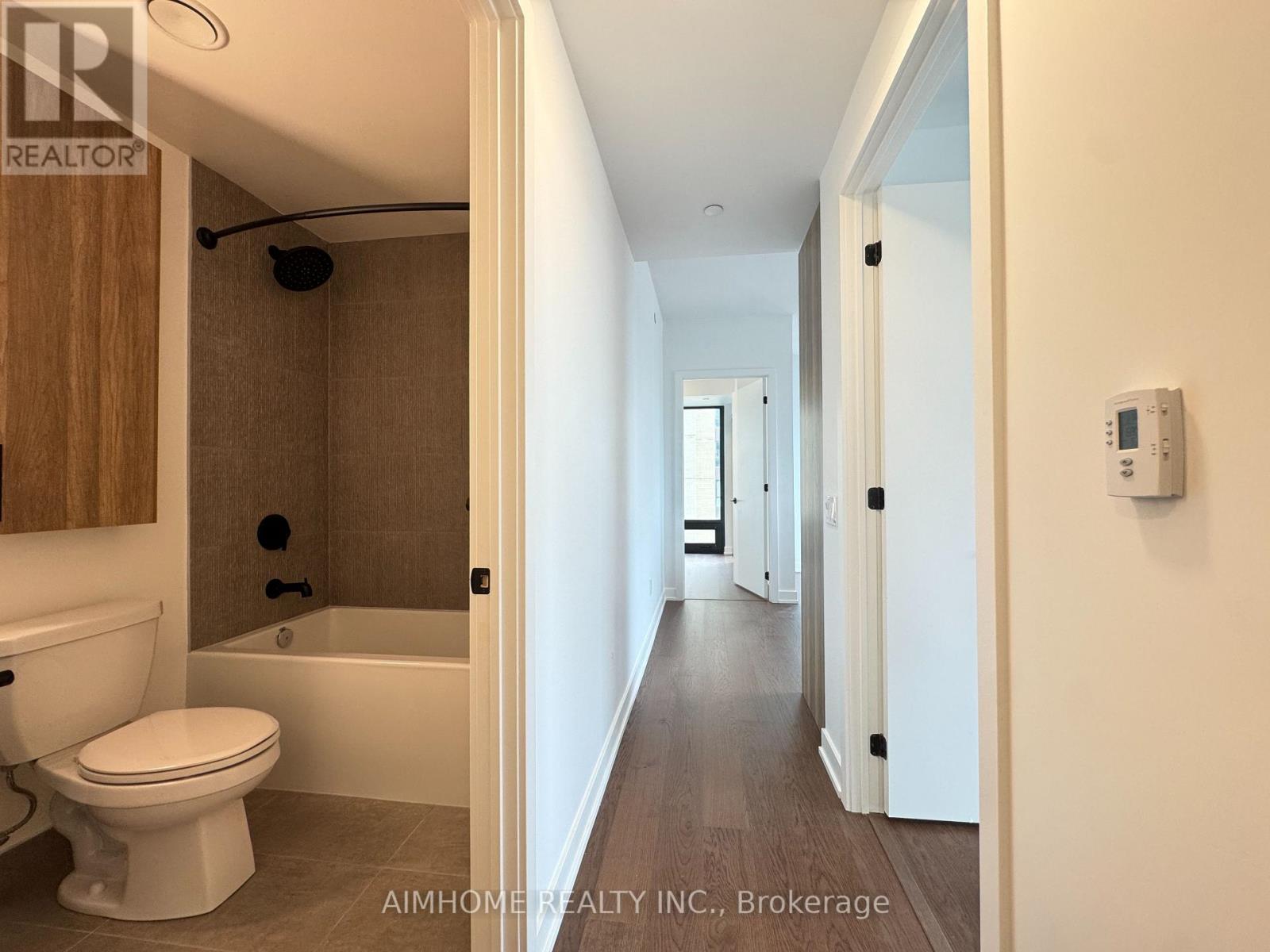 1606 - 91 Montclair Avenue Property Photo 10