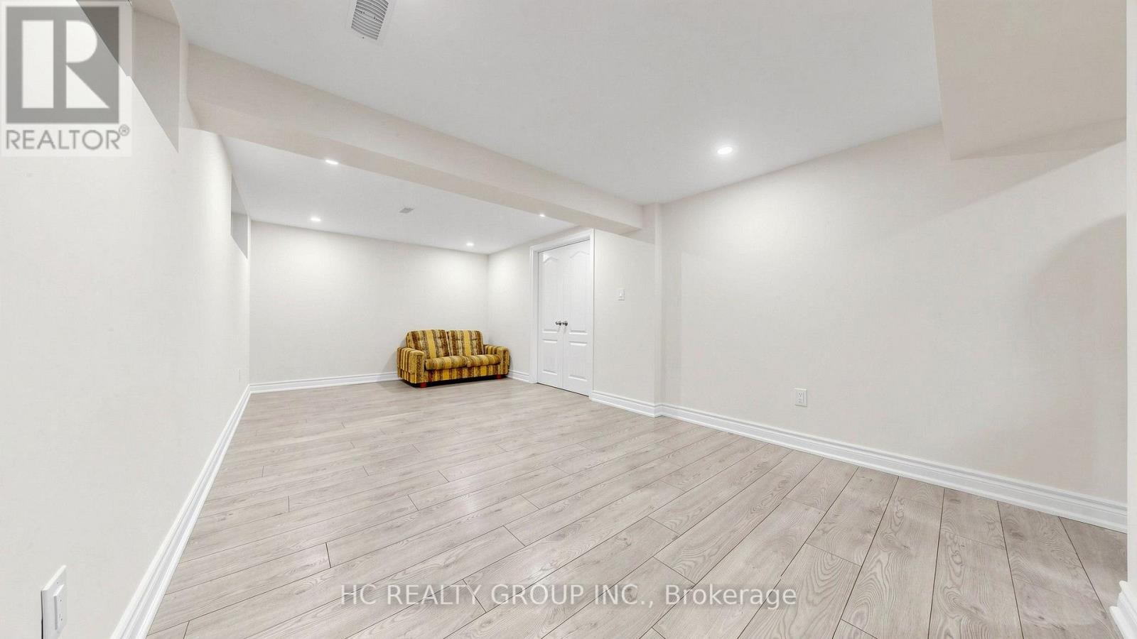 52 Dukinfield Crescent Property Photo 18