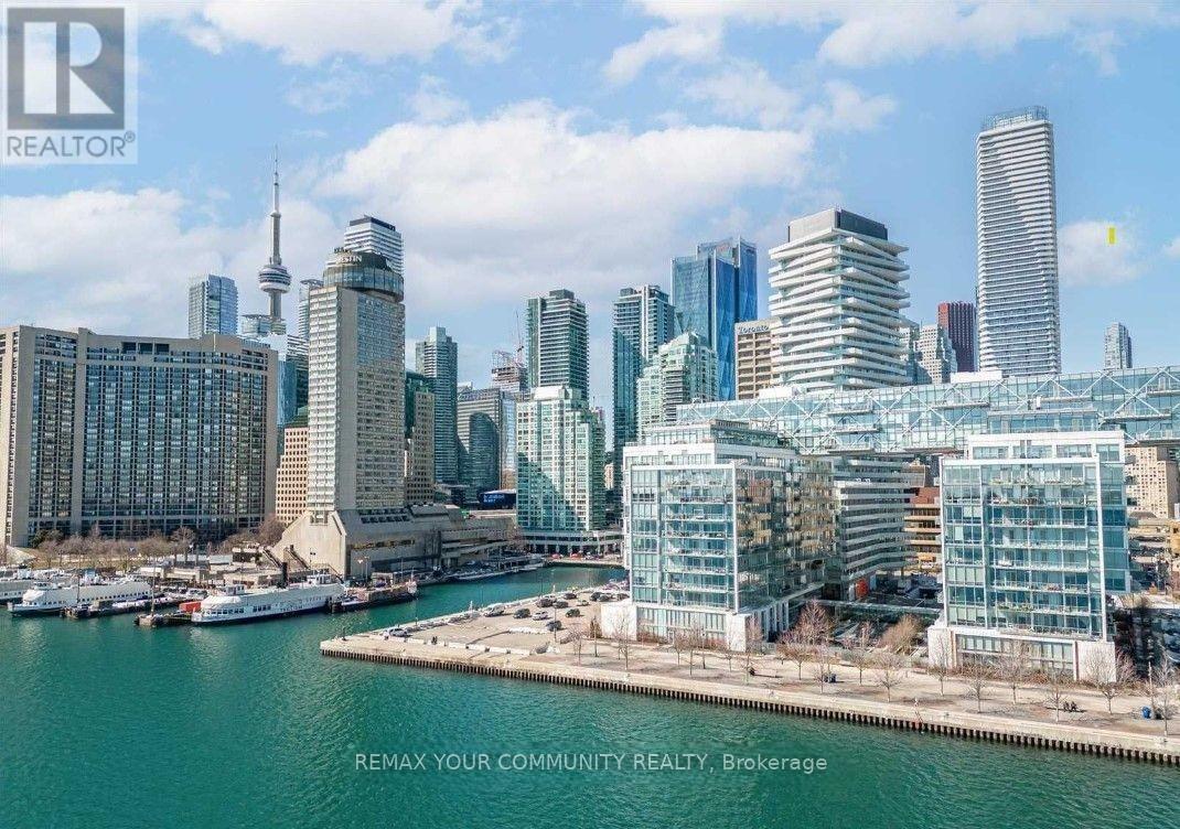 408 - 15 Queens Quay E Property Photo 10