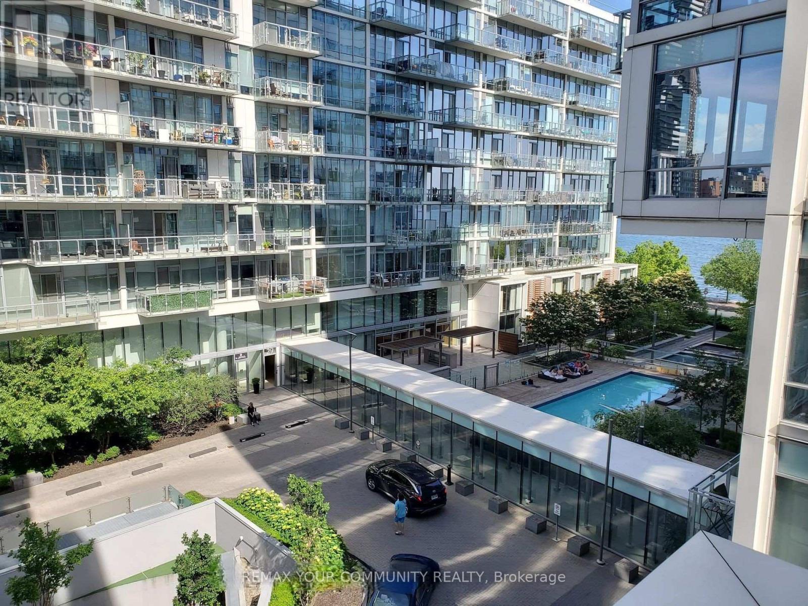 408 - 15 Queens Quay E Property Photo 26