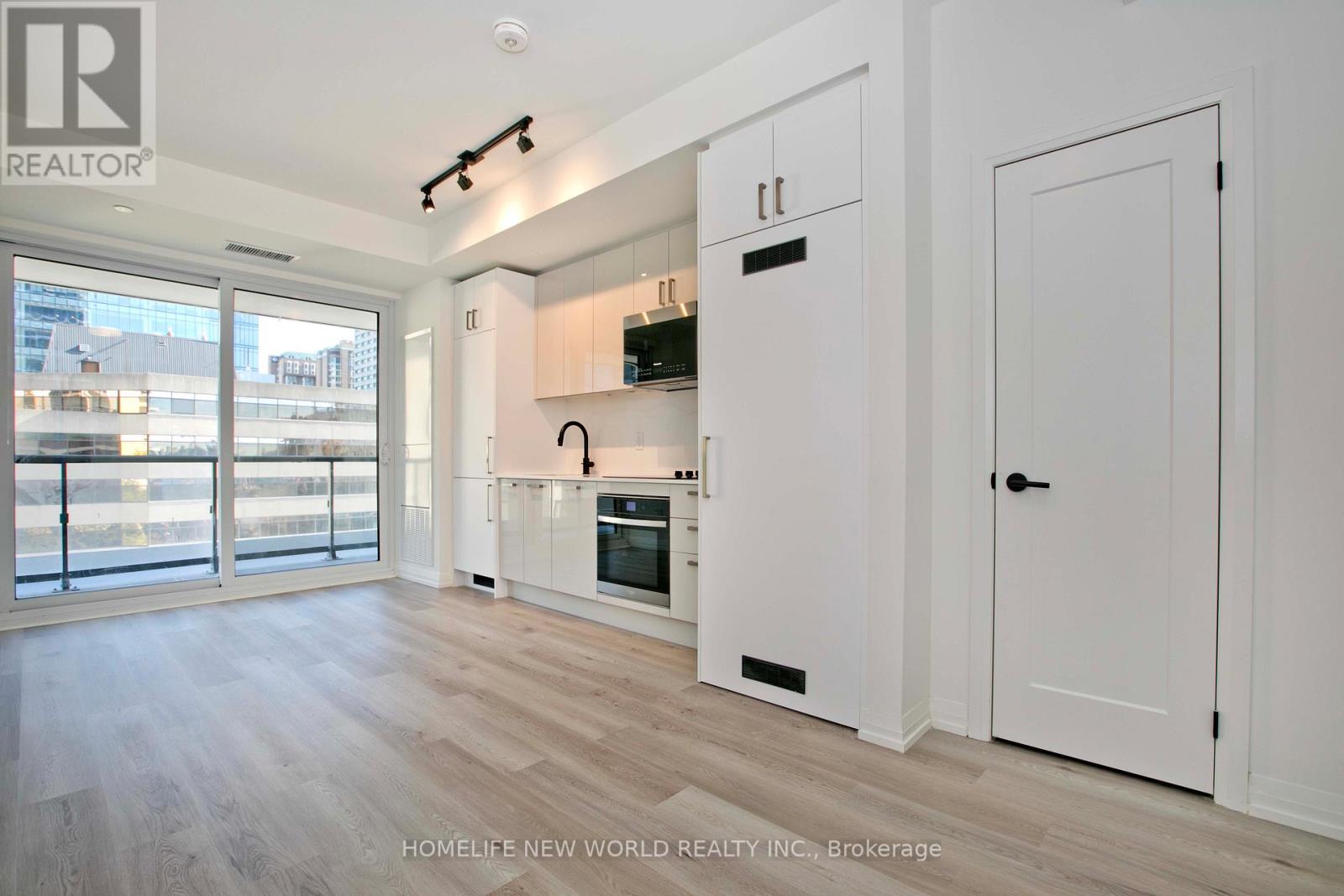 603 - 280 DUNDAS STREET W Property Photo 1