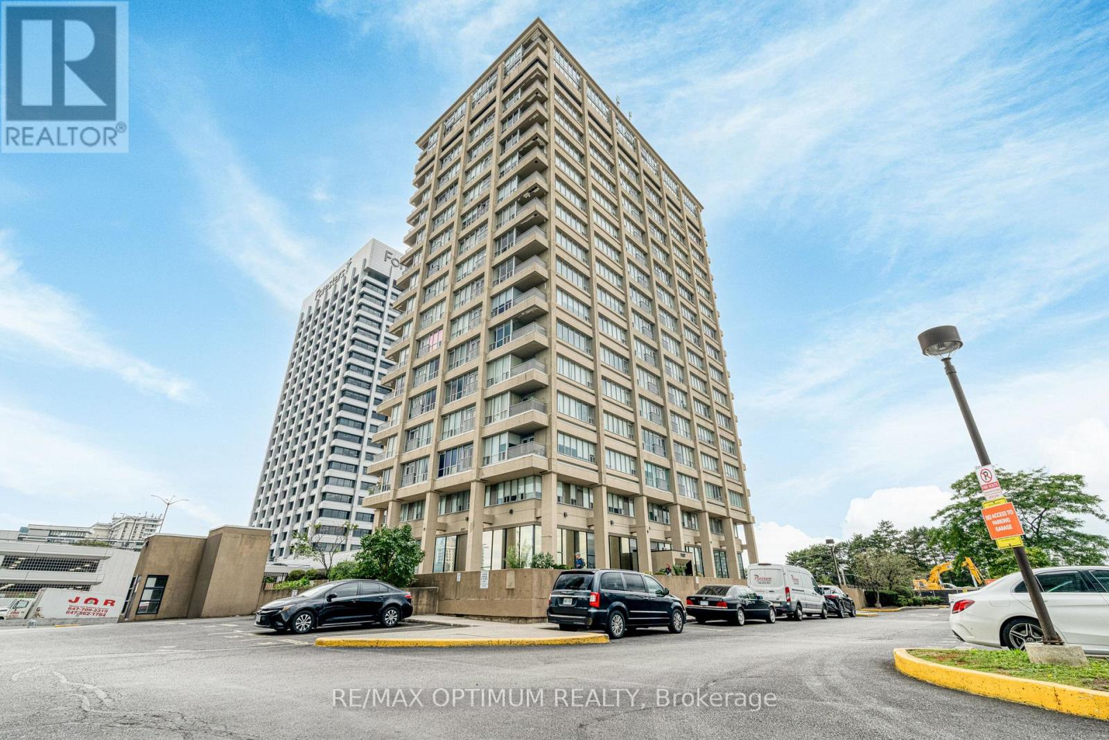 UPH211 - 797 DON MILLS ROAD Property Photo 1