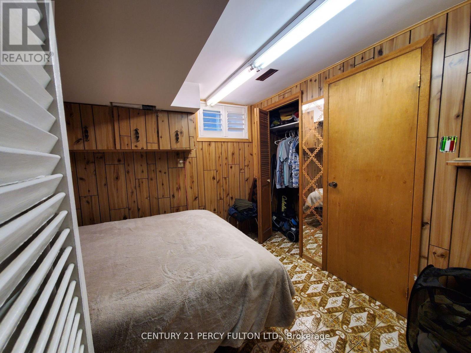 36 St. Paschal Court Property Photo 6