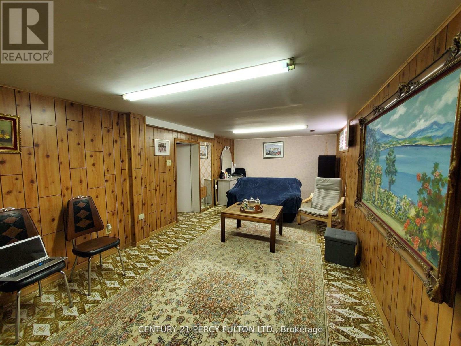 36 St. Paschal Court Property Photo 7