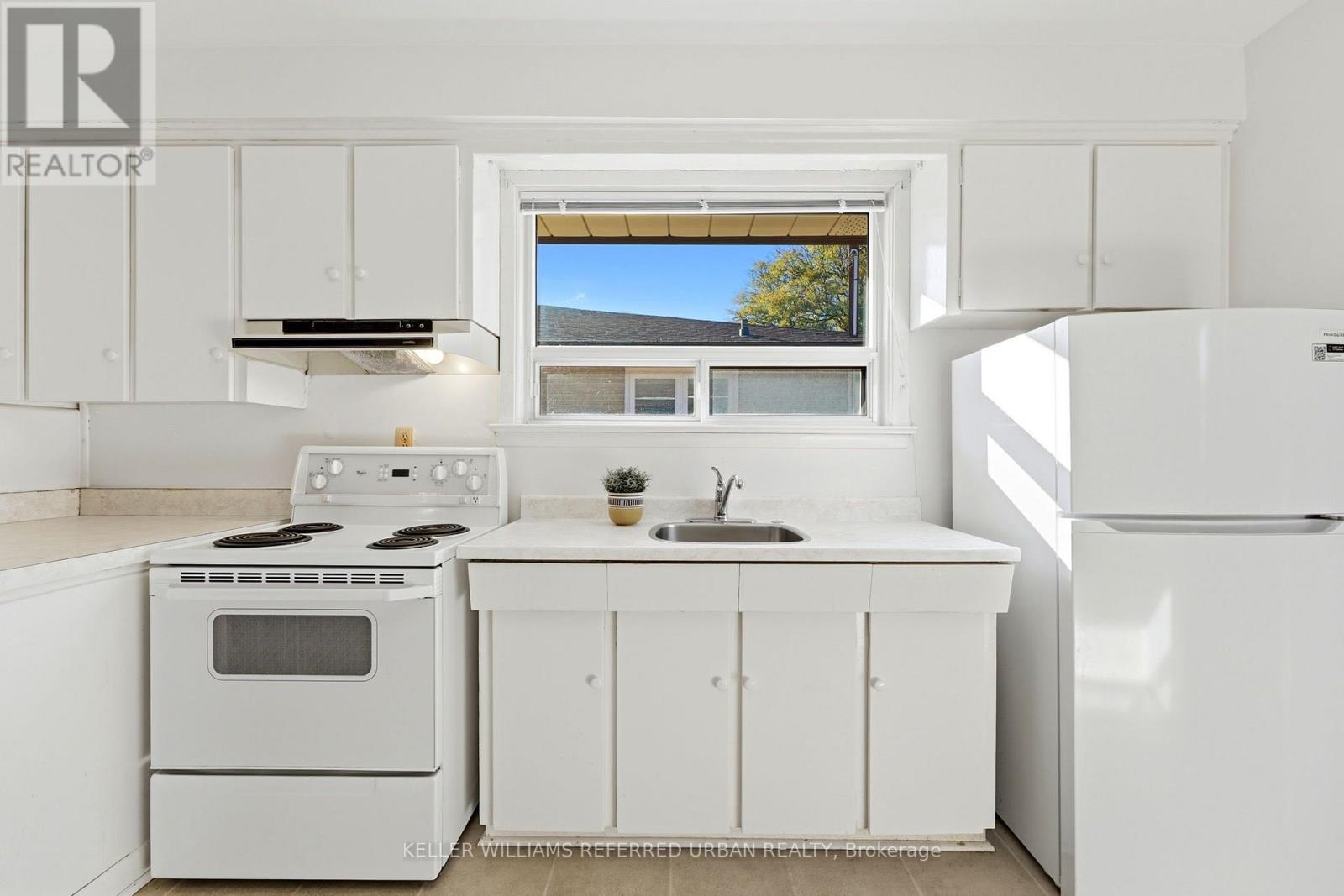 83 Santa Barbara Road Property Photo 11