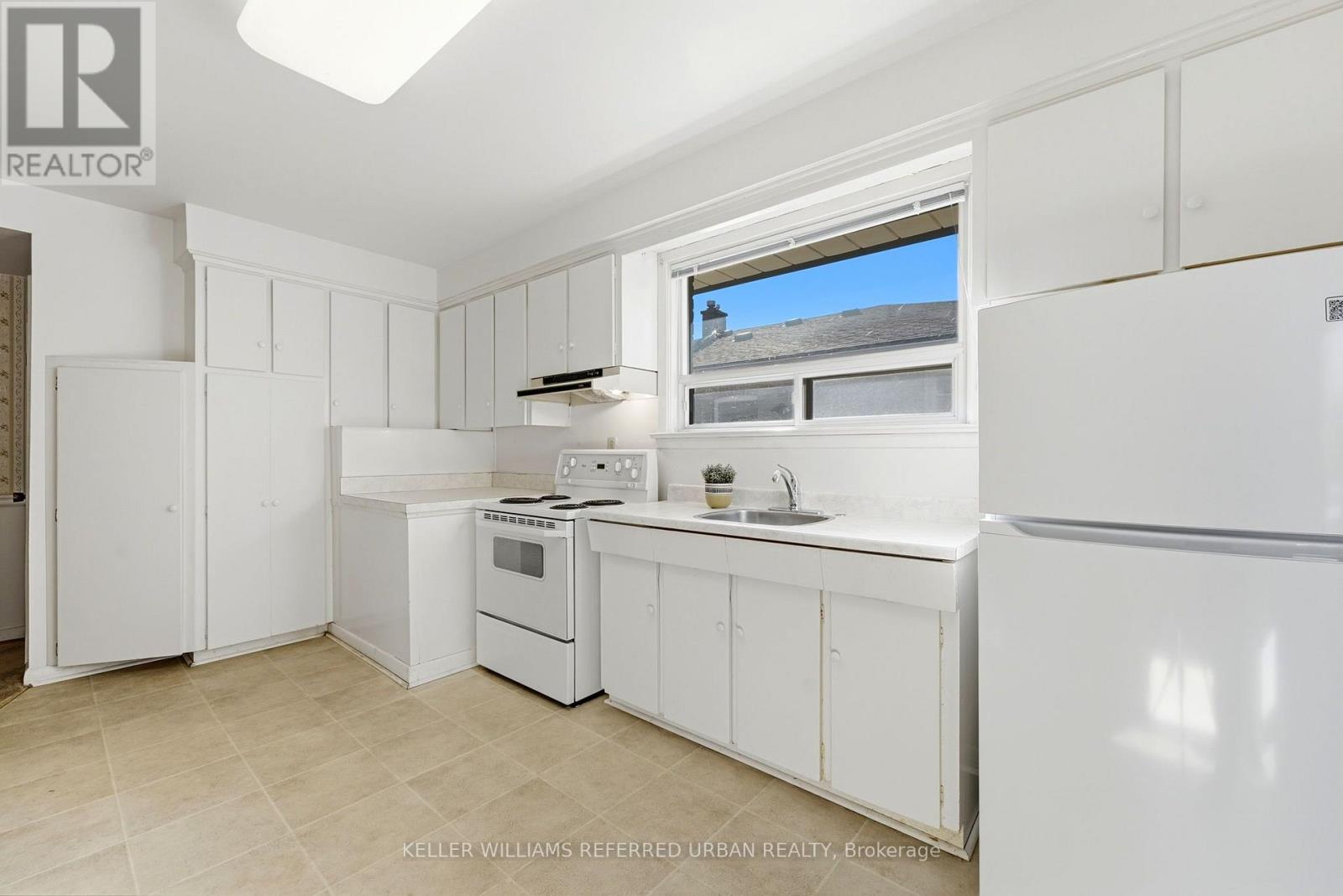 83 Santa Barbara Road Property Photo 12