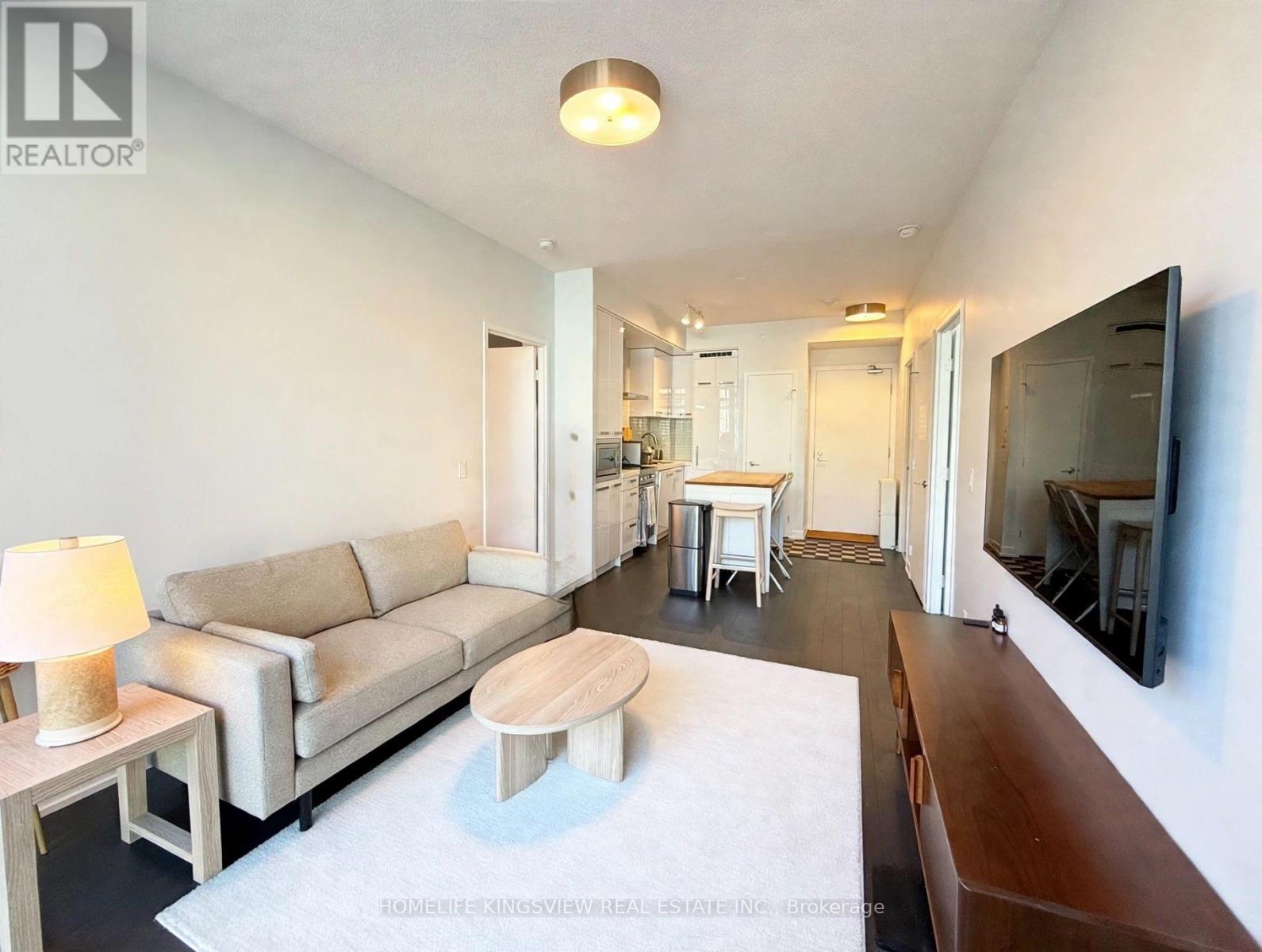 N302 - 455 Front Street E Property Photo 6