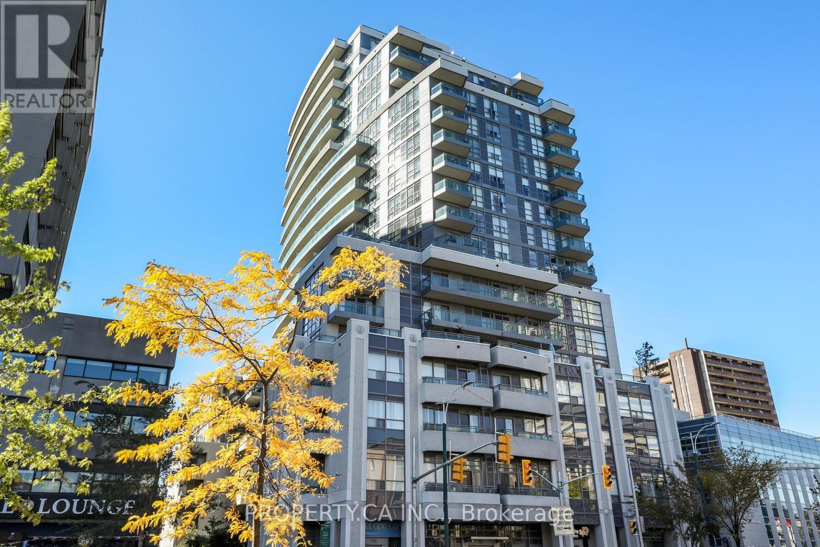 1203 - 736 Spadina Avenue Property Photo 1