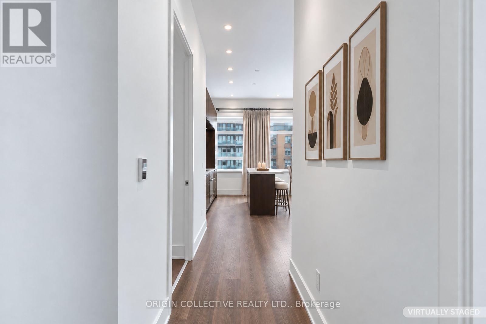 405 - 111 St Clair Avenue W Property Photo 7