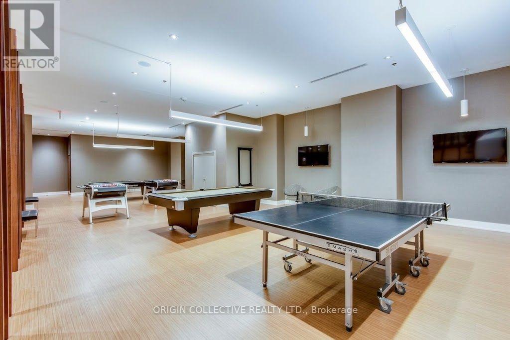 405 - 111 St Clair Avenue W Property Photo 20
