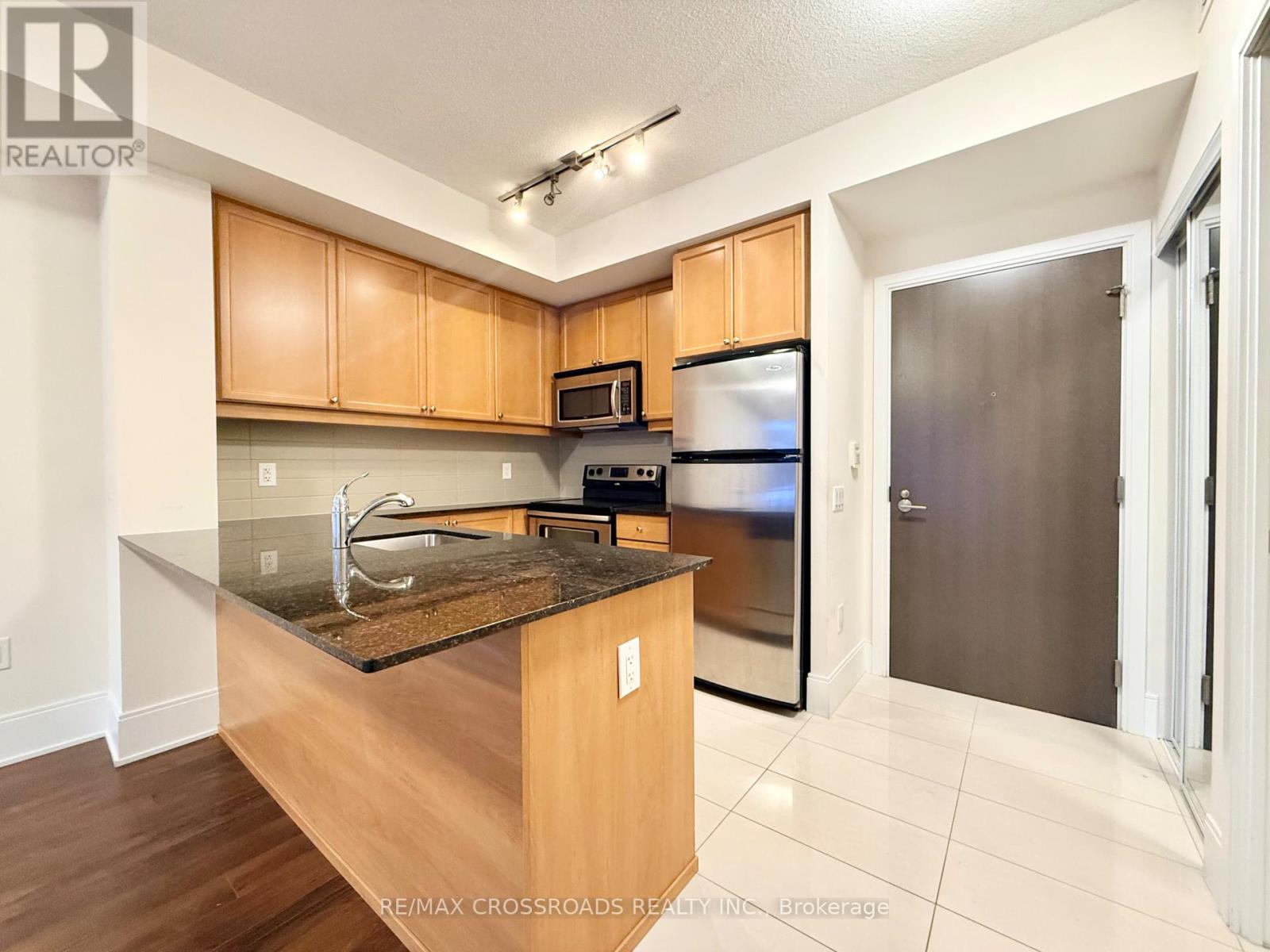 C14108334 Property Photo 6