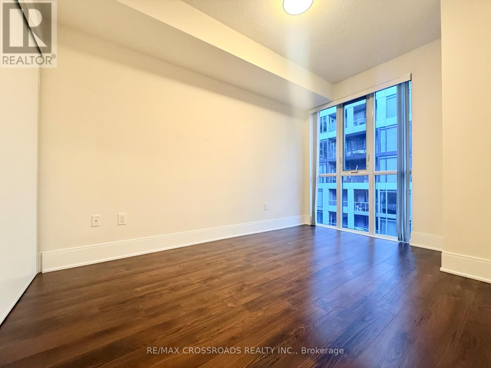 C14108334 Property Photo 8
