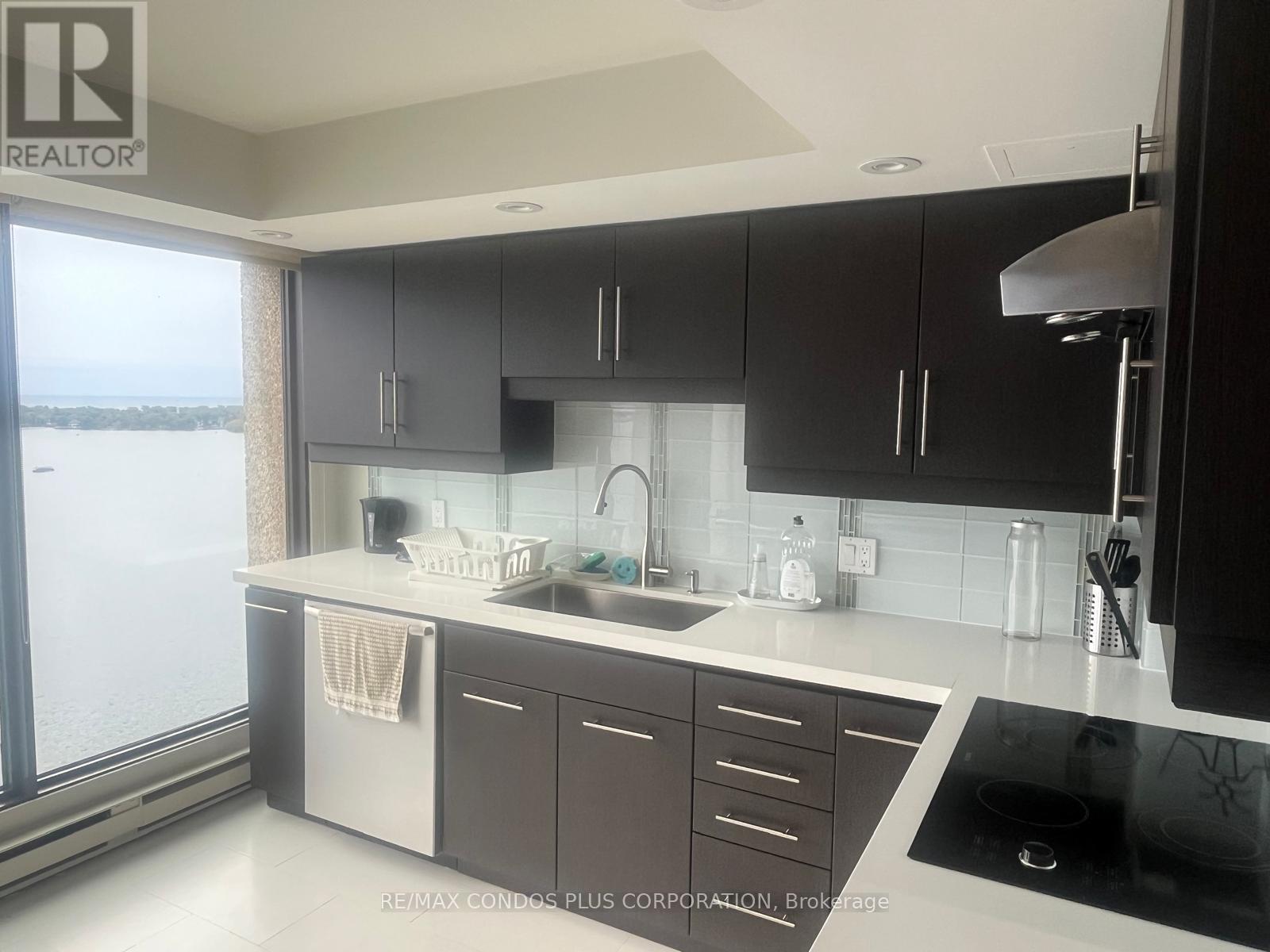 2302 - 65 Harbour Square Property Photo 2