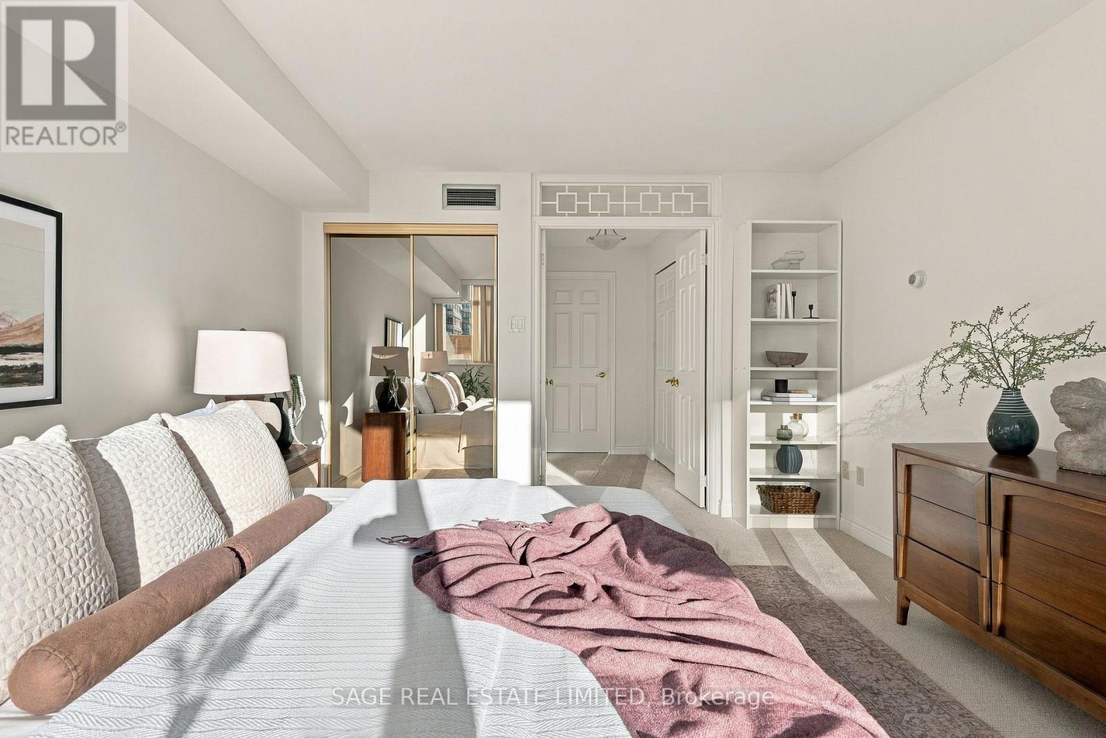 606 - 65 Spring Garden Avenue Property Photo 12