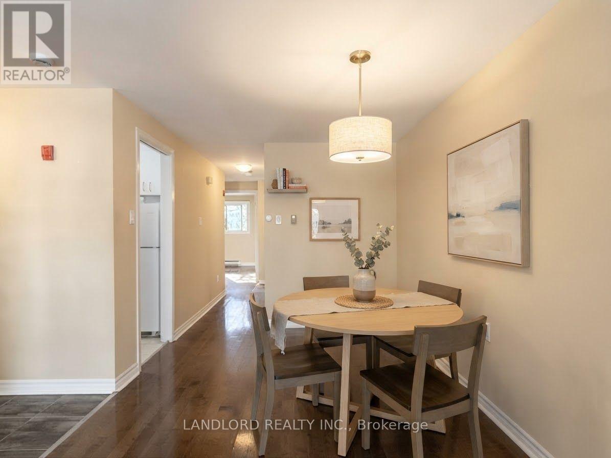 201 - 176 Howland Avenue Property Photo 4